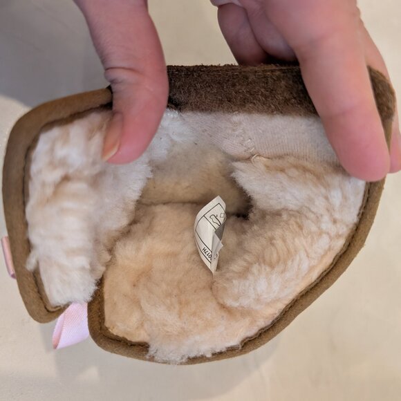 UGG Baby Jesse Bow II Size 4/5 - Picture 11 of 13